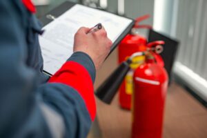 Elementi di sicurezza antincendio integrati nella progettazione di un edificio